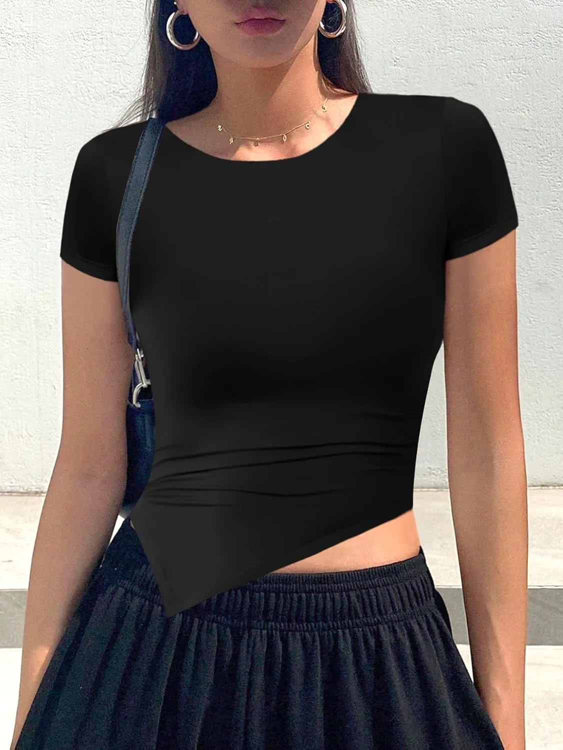 WAYMAKER Women Short Sleeve Ruched Gym Shirts Crew Neck Athletic Trendy Going Out Crop Tops 2 Pack